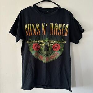Guns N Roses 2017 Concert T-Shirt Not in This Lifetime Tour Black q4